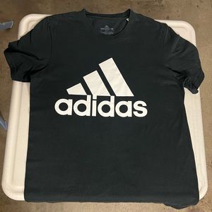 Mens Adidas Short Sleeve Tee Size Medium